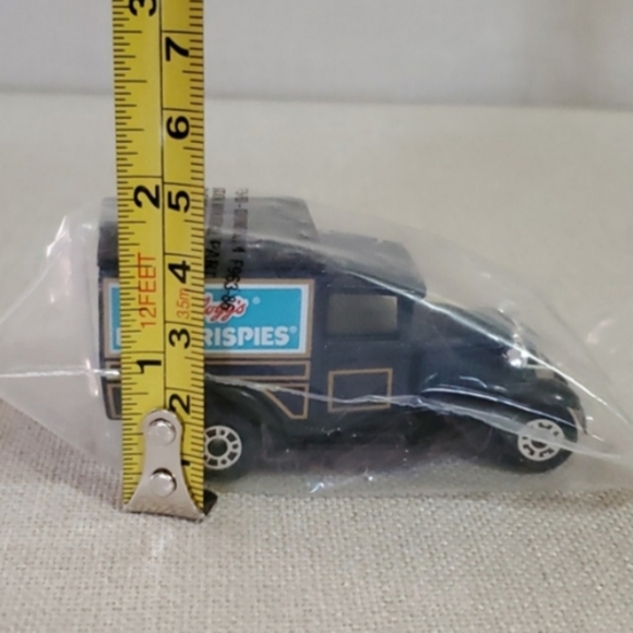 A 1979 Ford Kellogg's Rice Krispies Delivery Truck - Picture 8 of 8